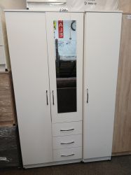 Mirrored Bedroom Fitment