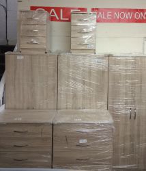 3 Piece Bedroom Sets - Assembled And On Wheels For Easy Movement  